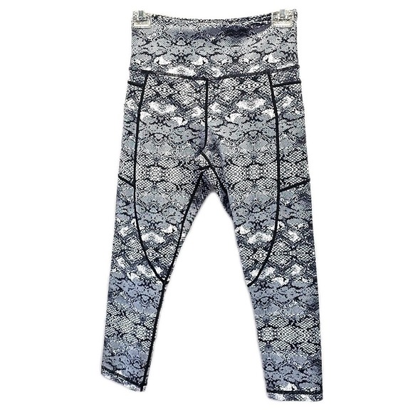 ZYIA Pants - Zyia Active Snakeskin Leggings Size 4 Cropped High Rise Workout Pants Athleisure